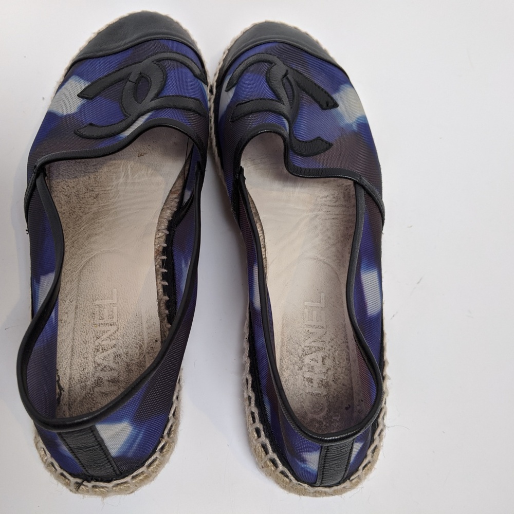 SOLD Chanel Mesh Purple CC Espadrilles - Picture 4 of 6